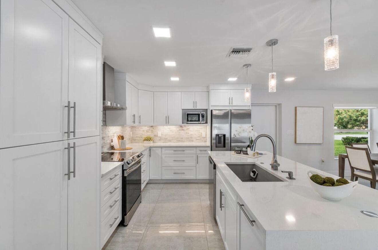 2846 NE 35th Court, Lighthouse Point