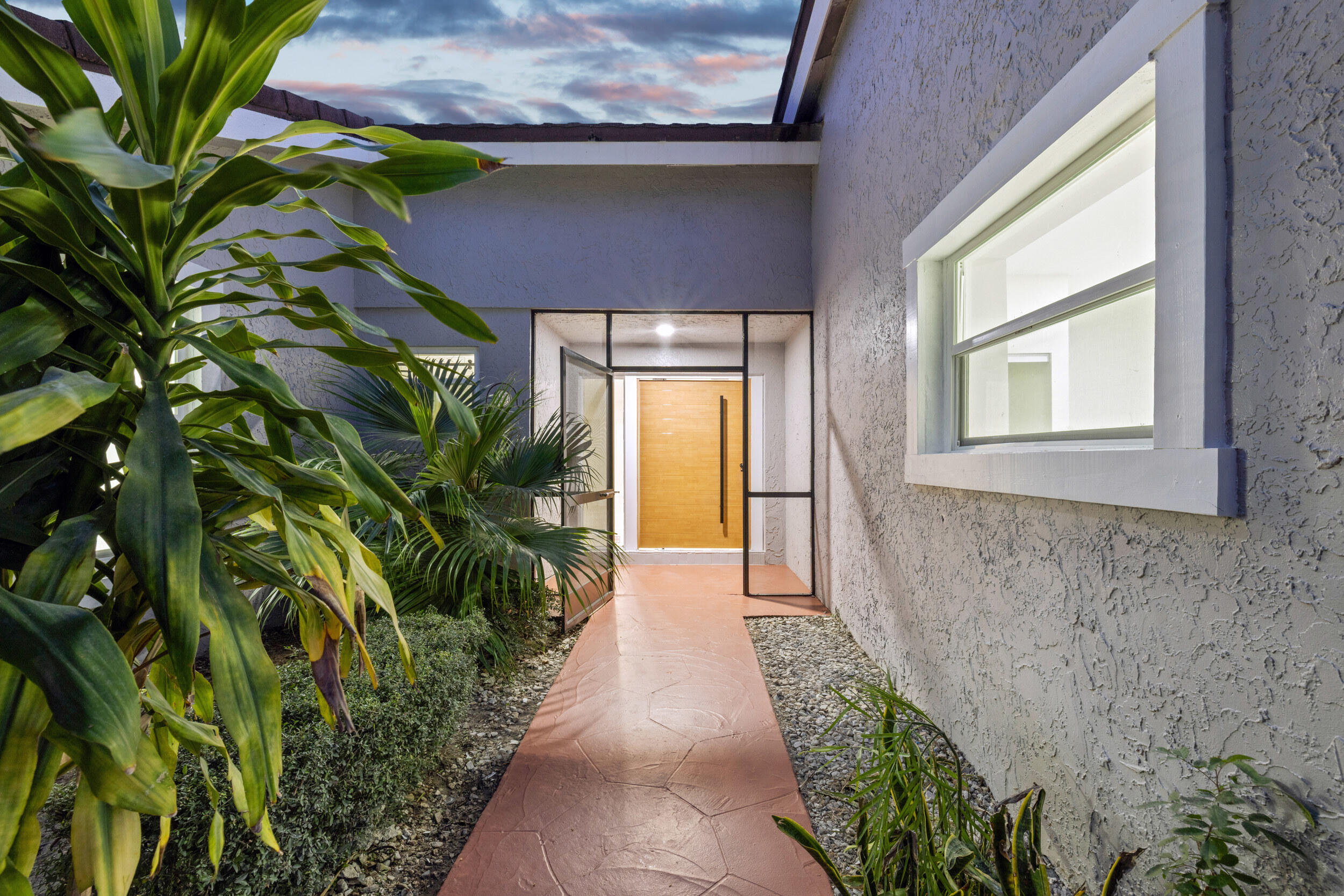 7718 San Mateo Drive E