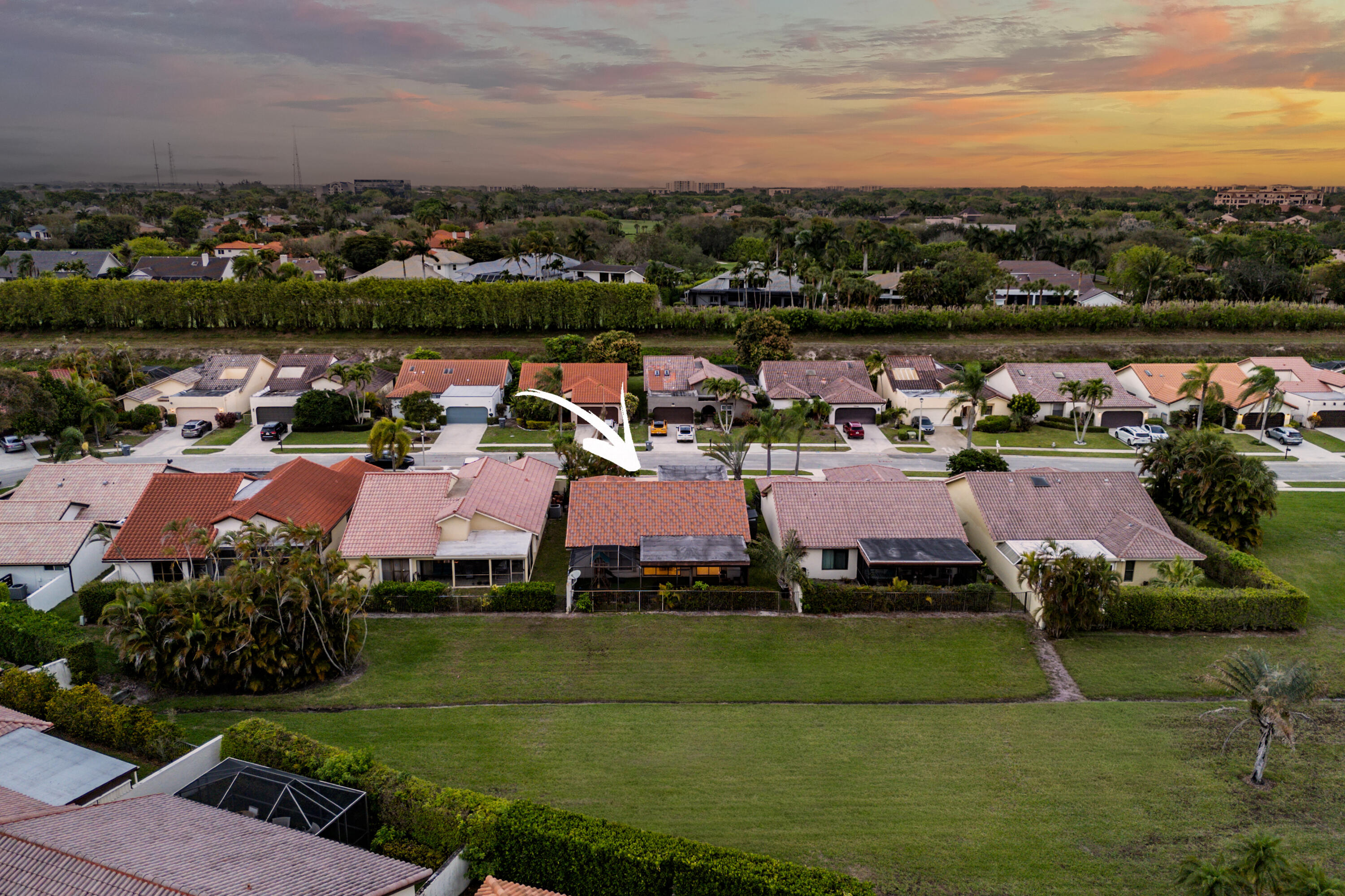 7587 Solimar Circle