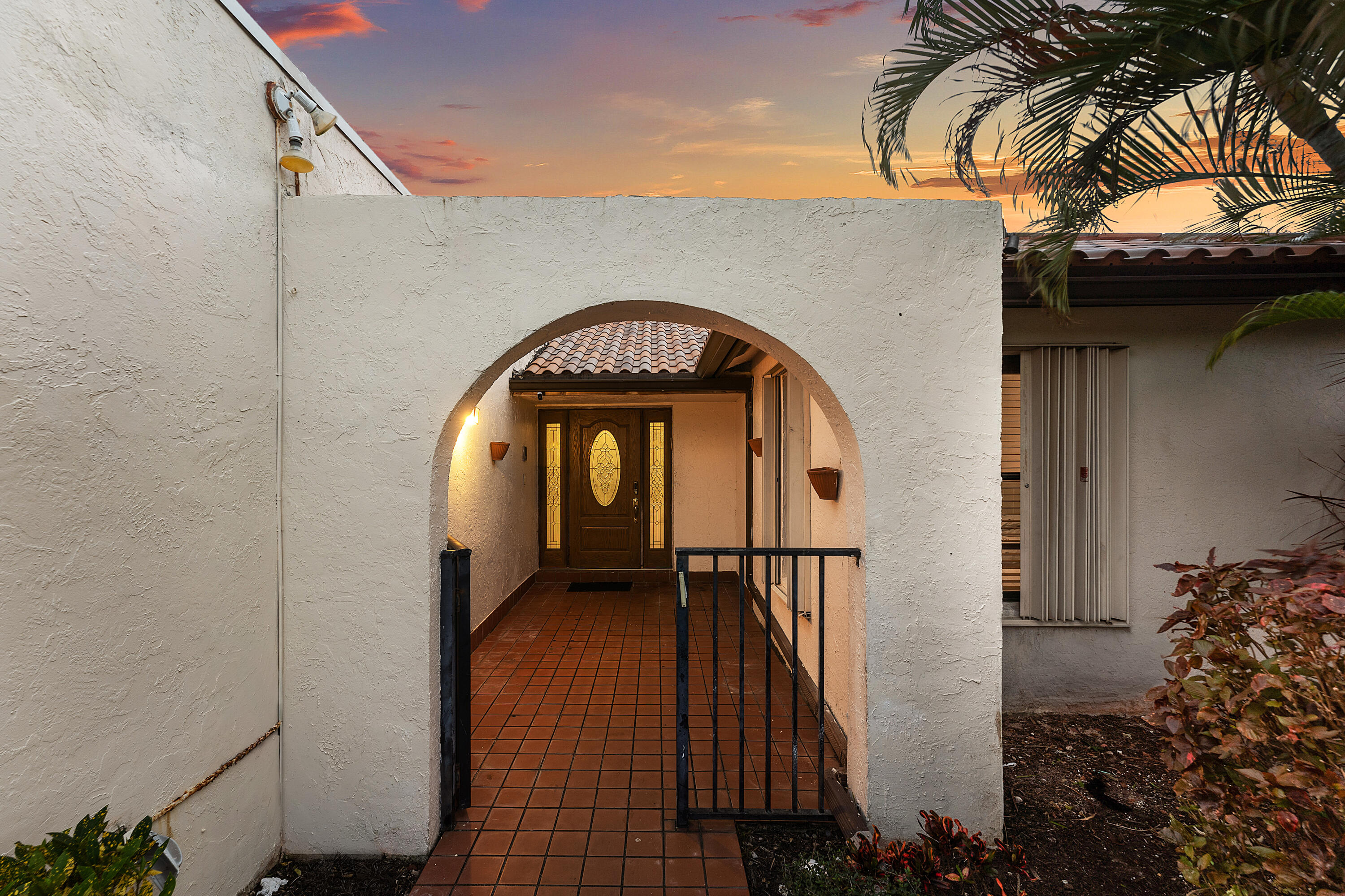 7587 Solimar Circle