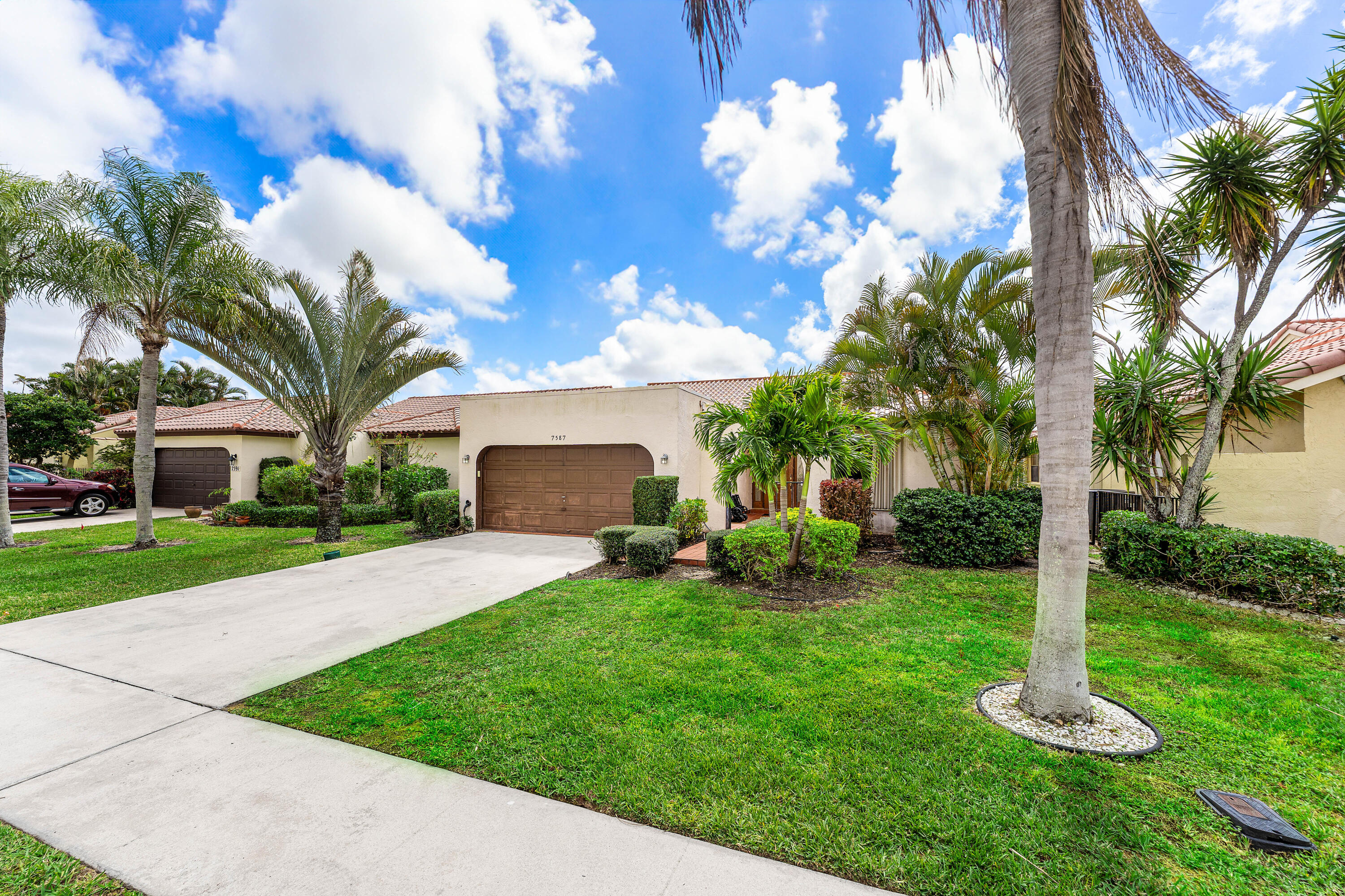 7587 Solimar Circle