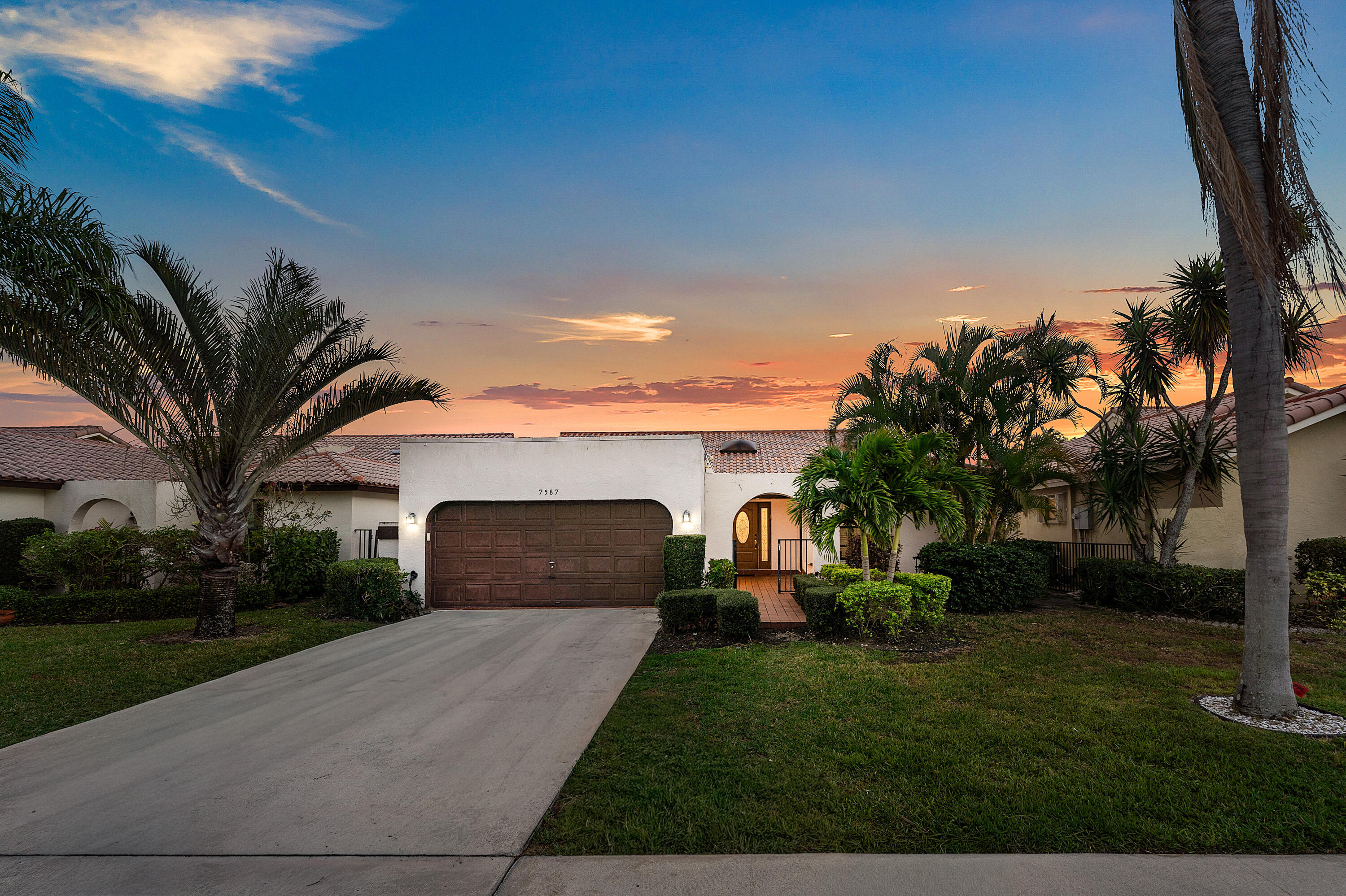 7587 Solimar Circle