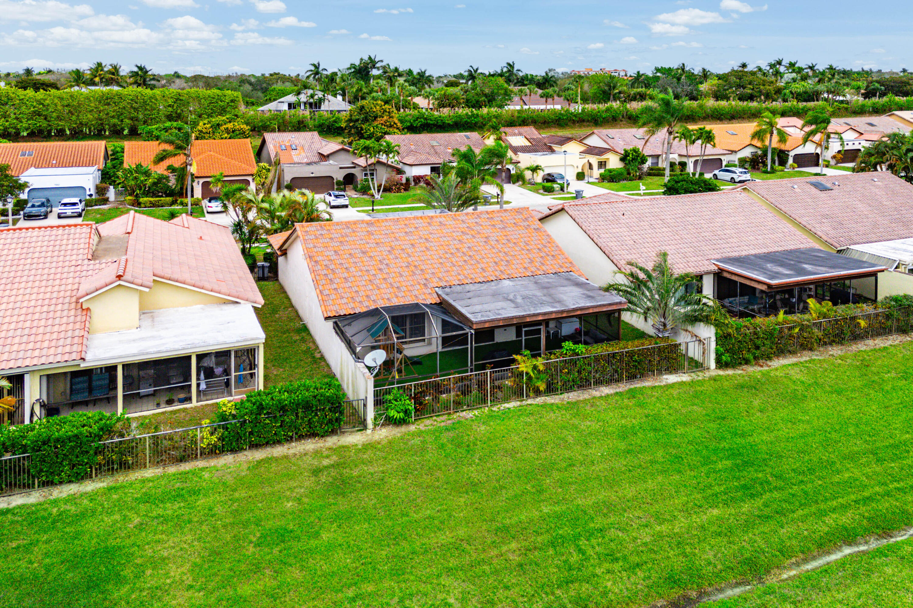 7587 Solimar Circle