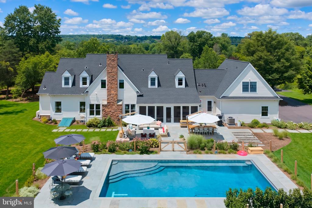 6230 SAW MILL ROAD