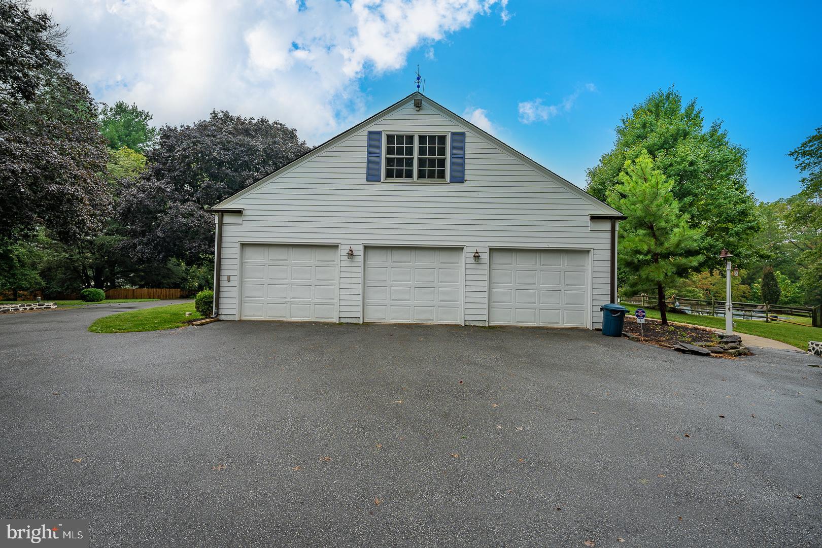 4 Reynard ROAD