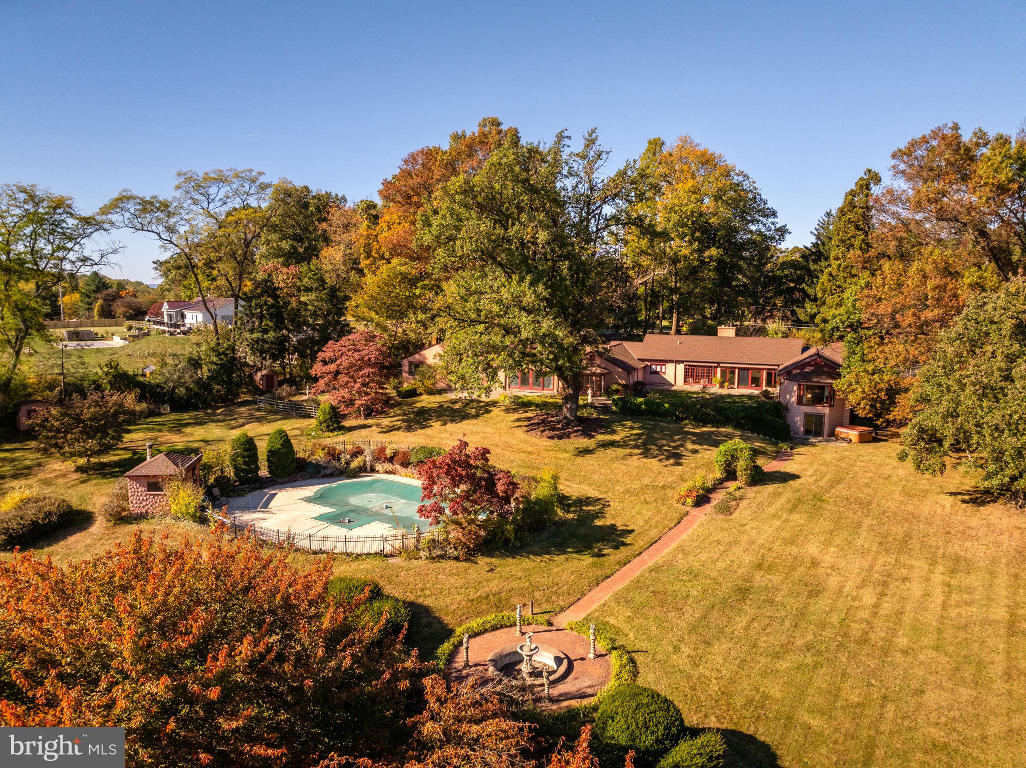 958 Catfish Ln