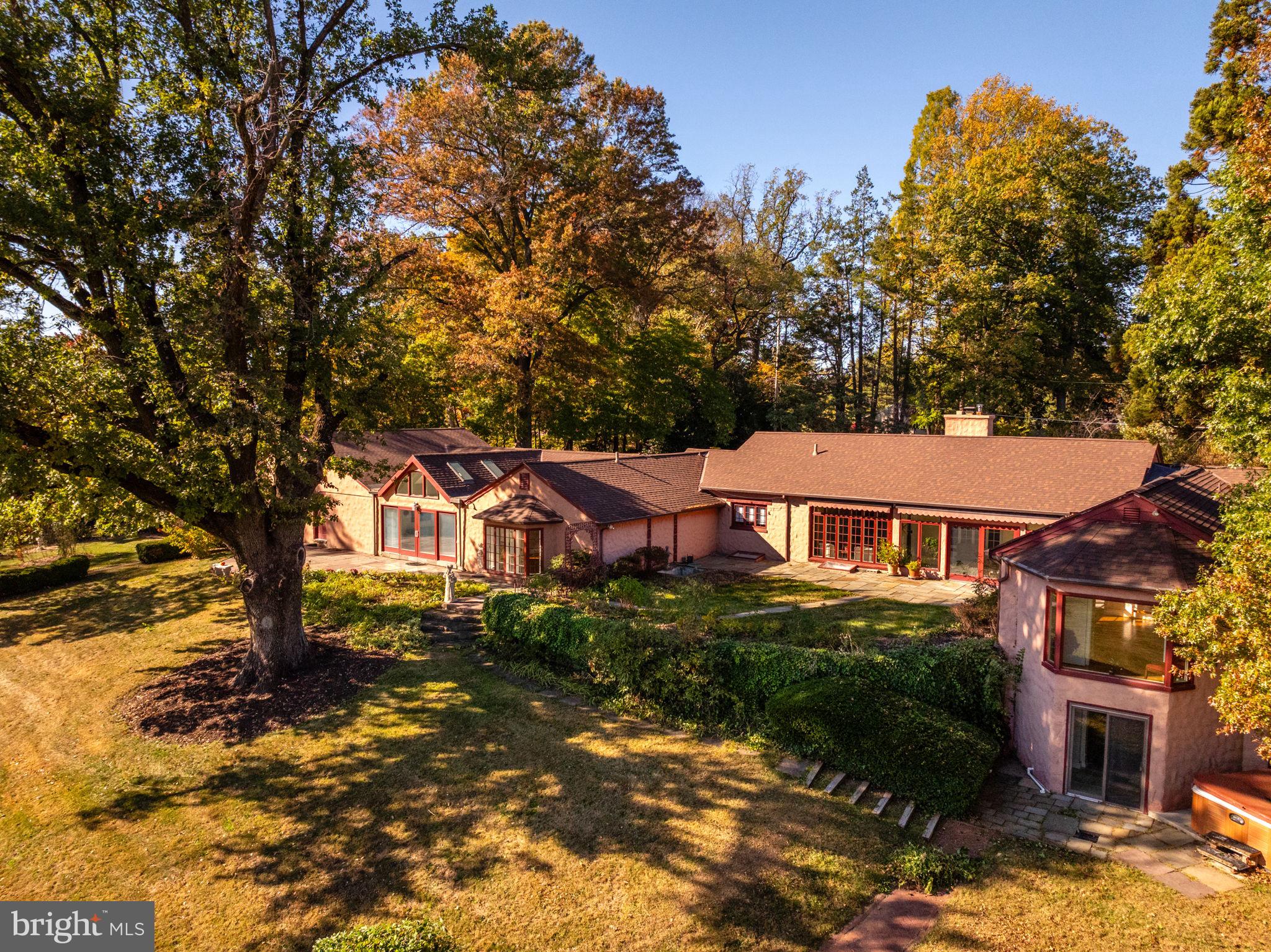 958 Catfish Ln