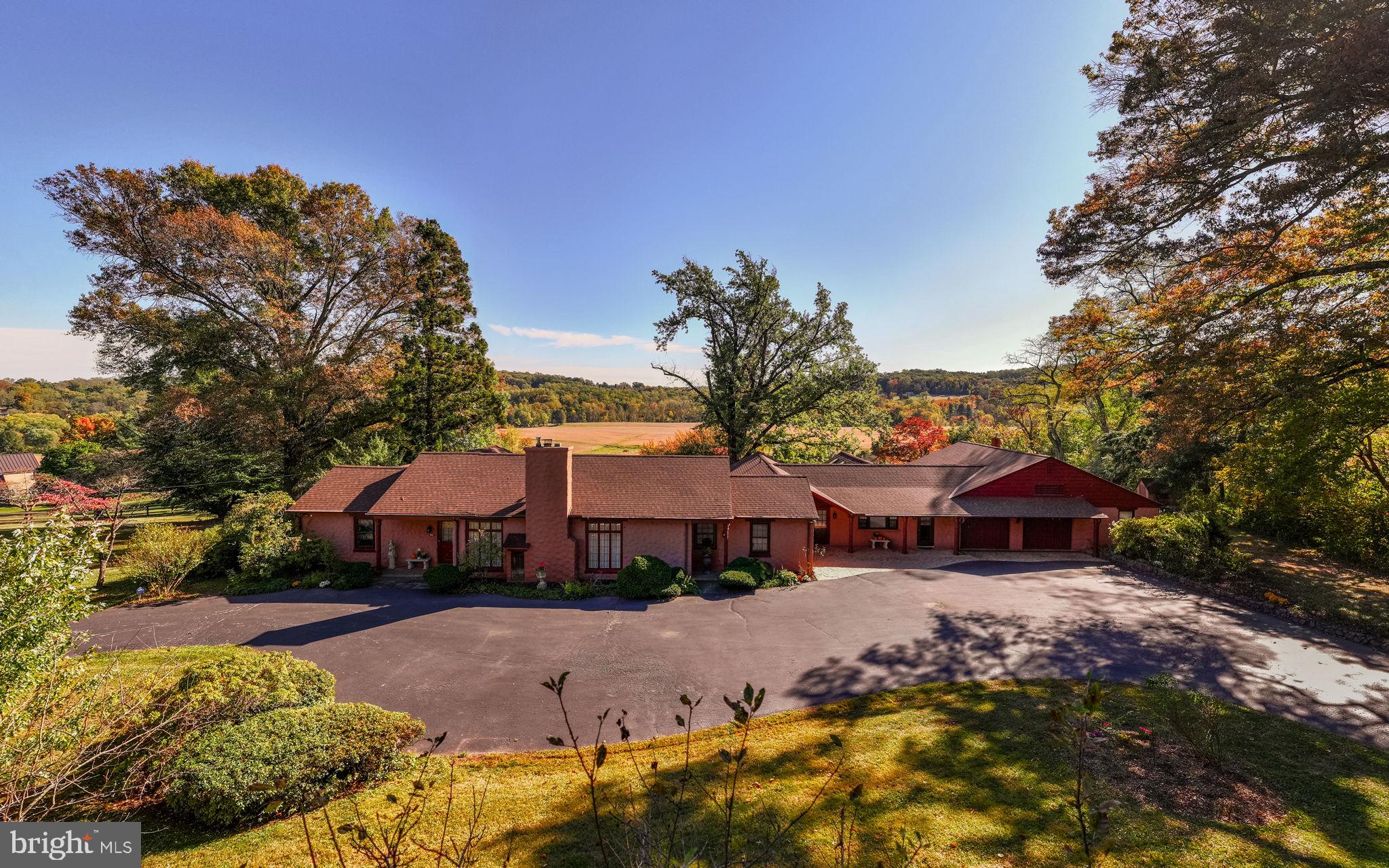 958 Catfish Ln