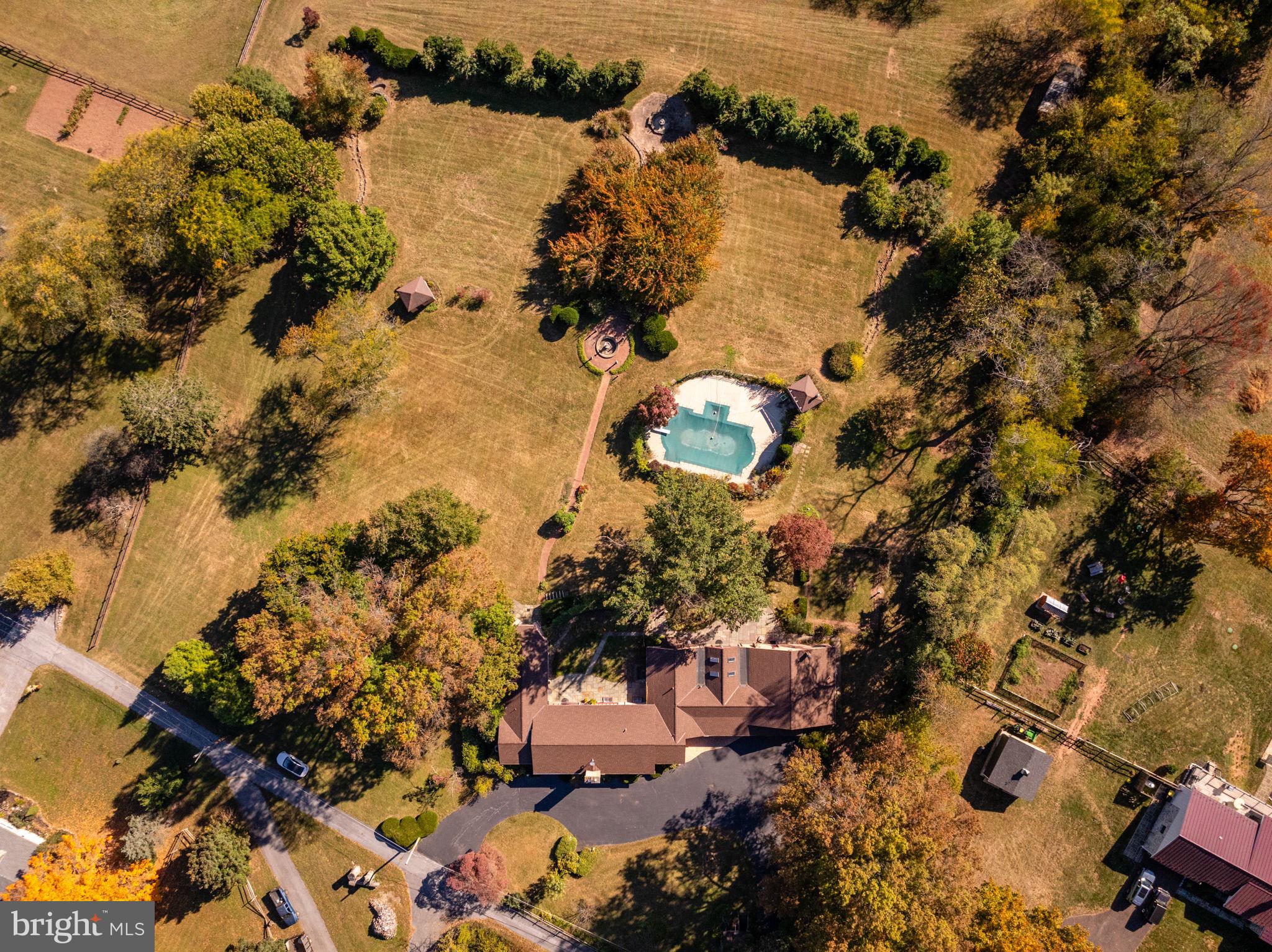 958 Catfish Ln
