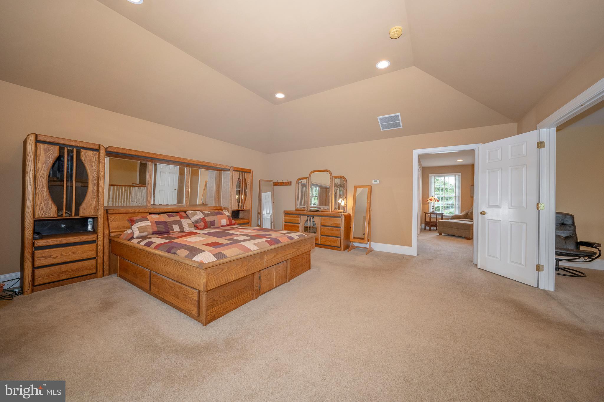 35 Cumberland Dr