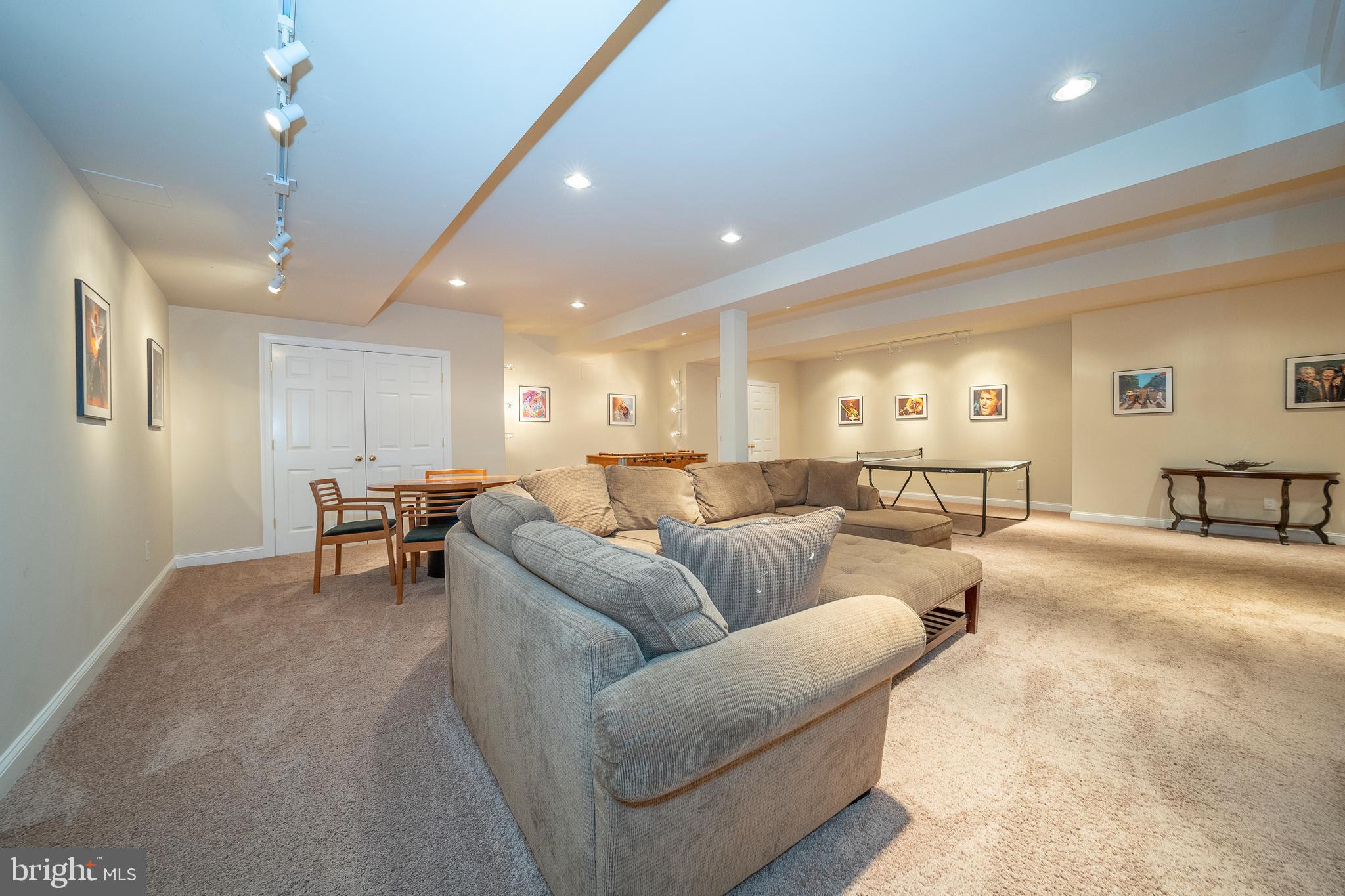 35 Cumberland Dr