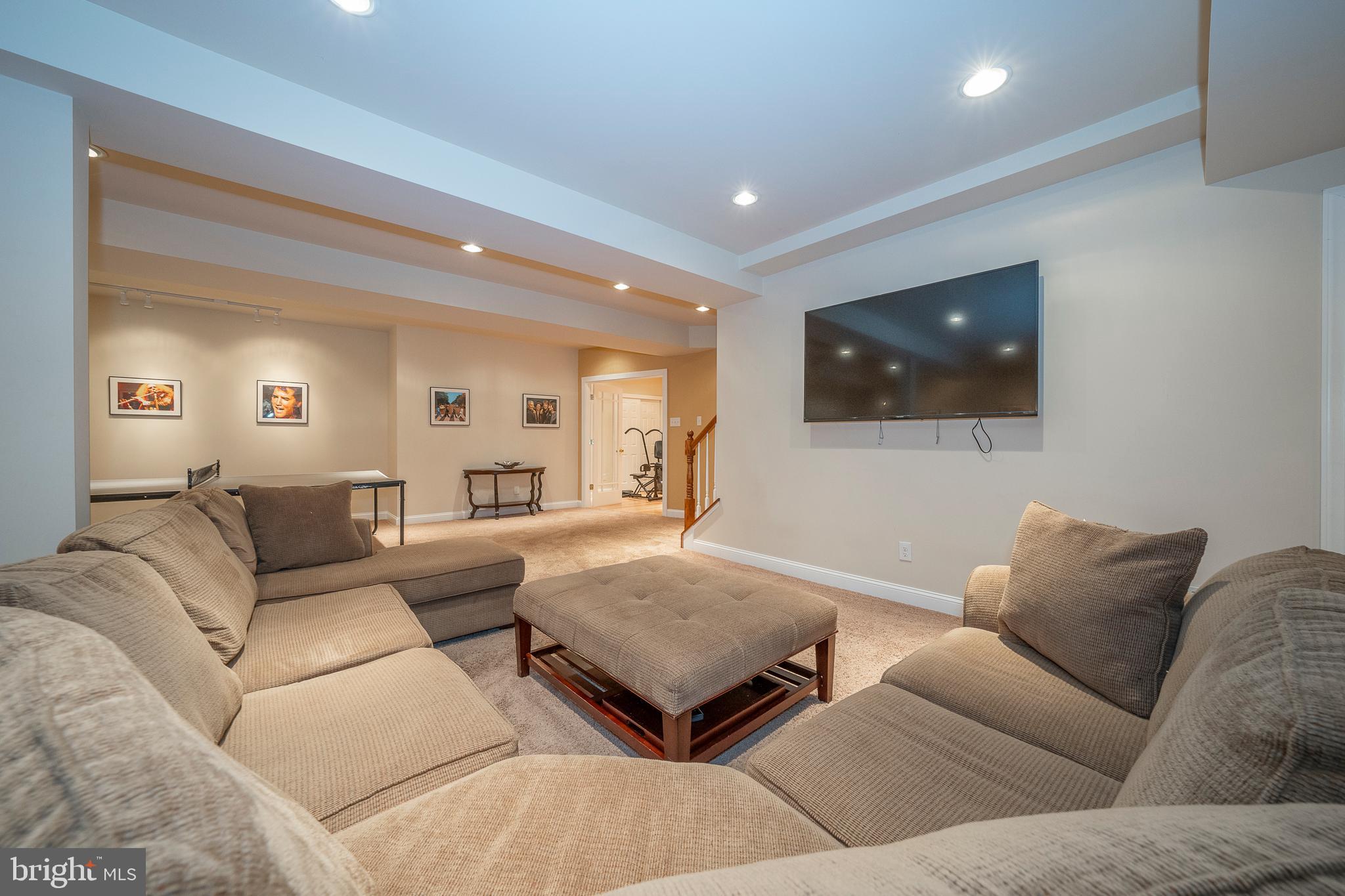 35 Cumberland Dr