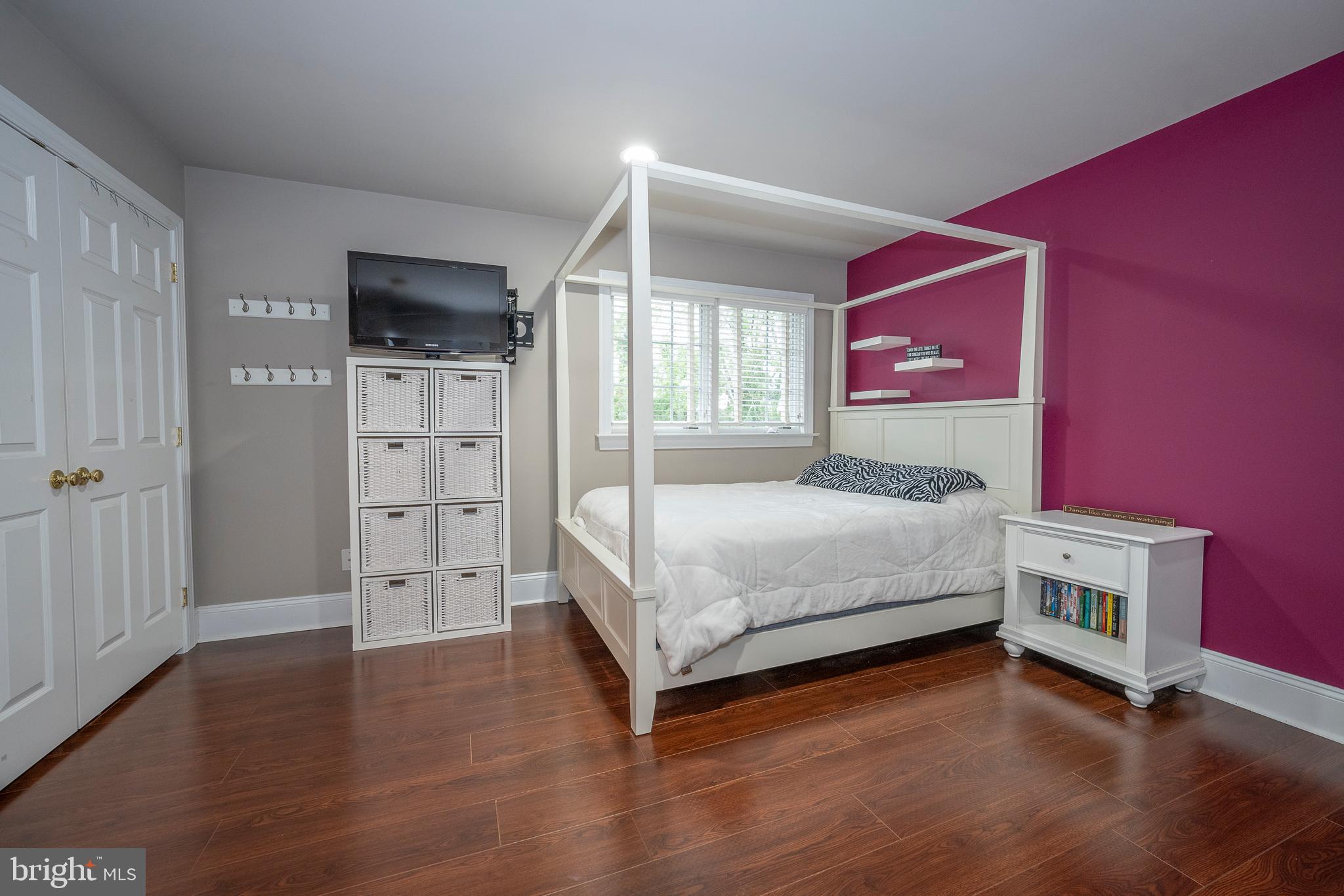 35 Cumberland Dr
