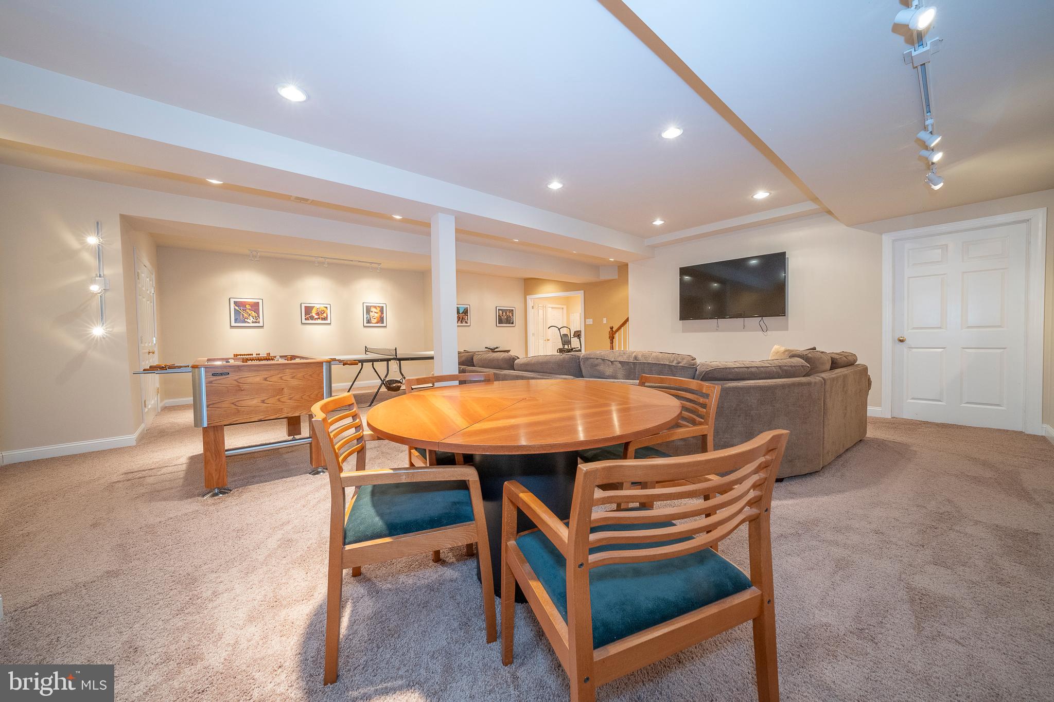 35 Cumberland Dr