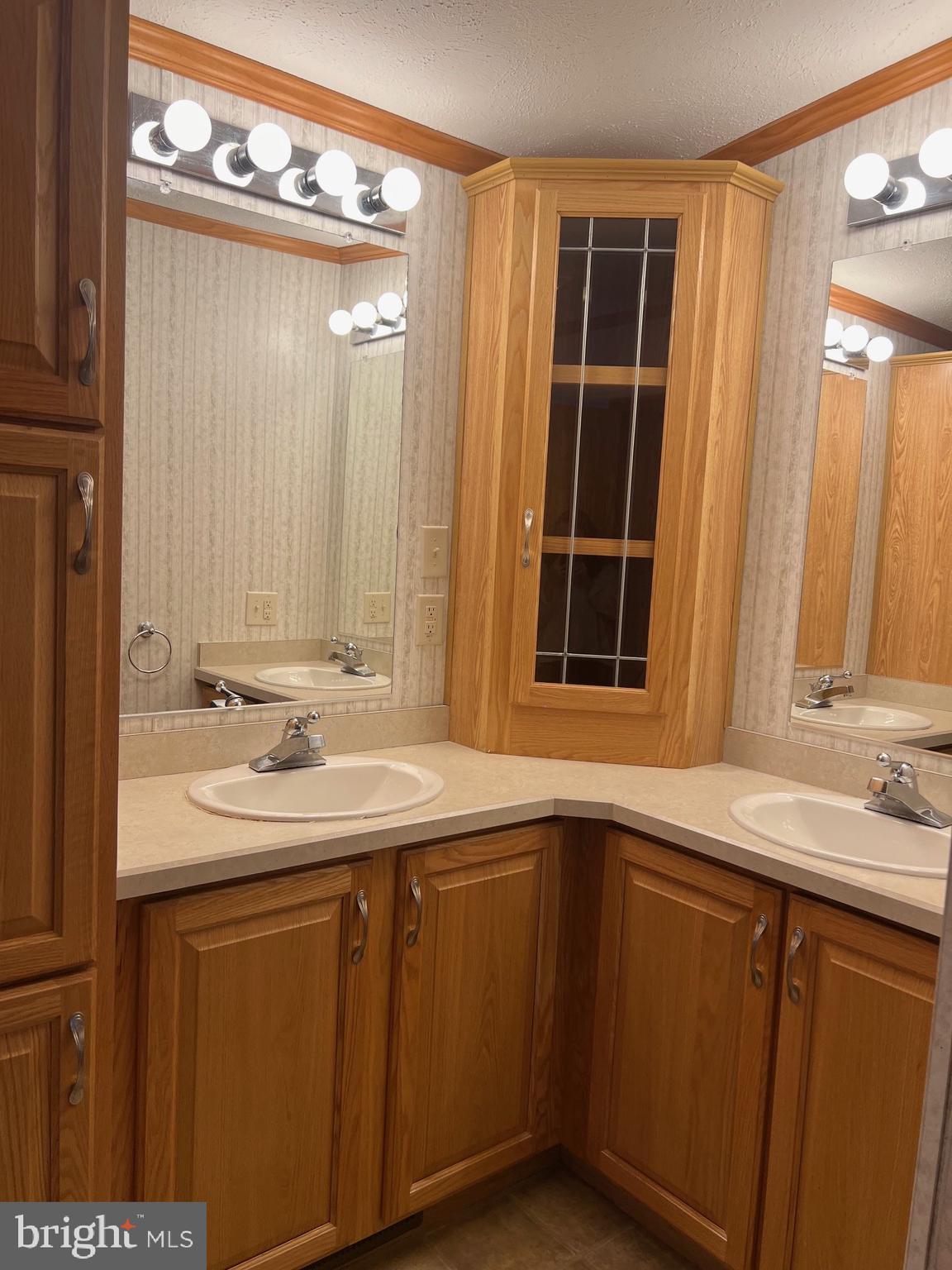 311 Buttonwood