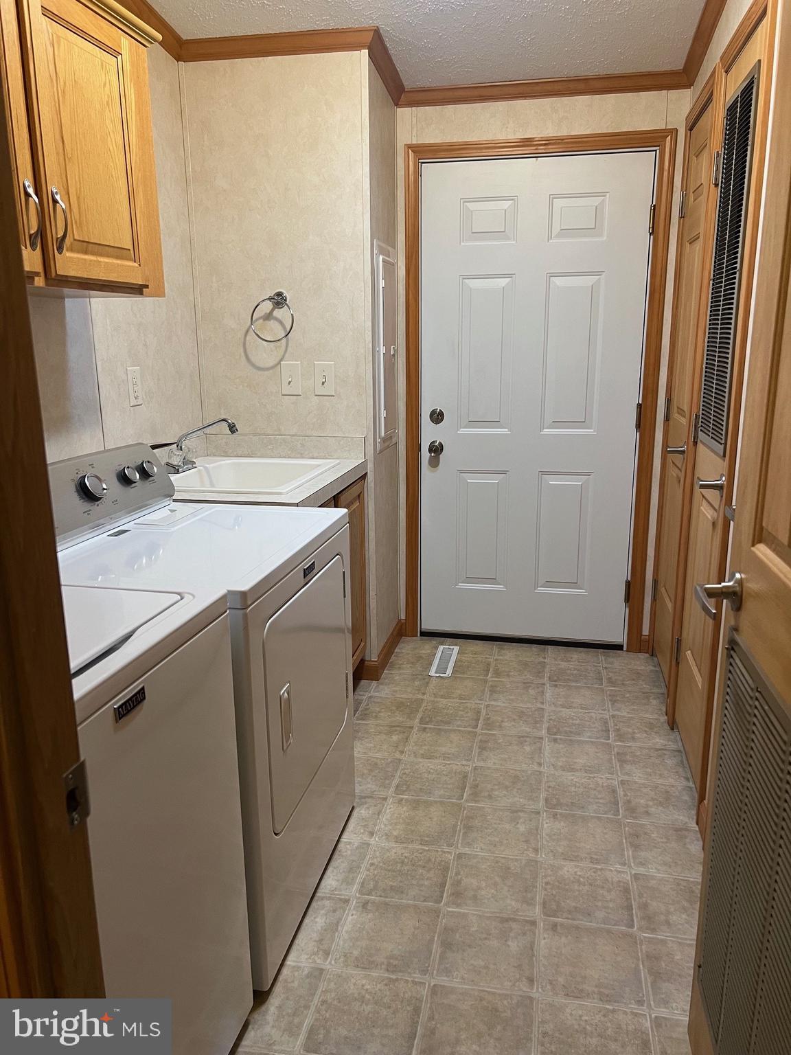 311 Buttonwood