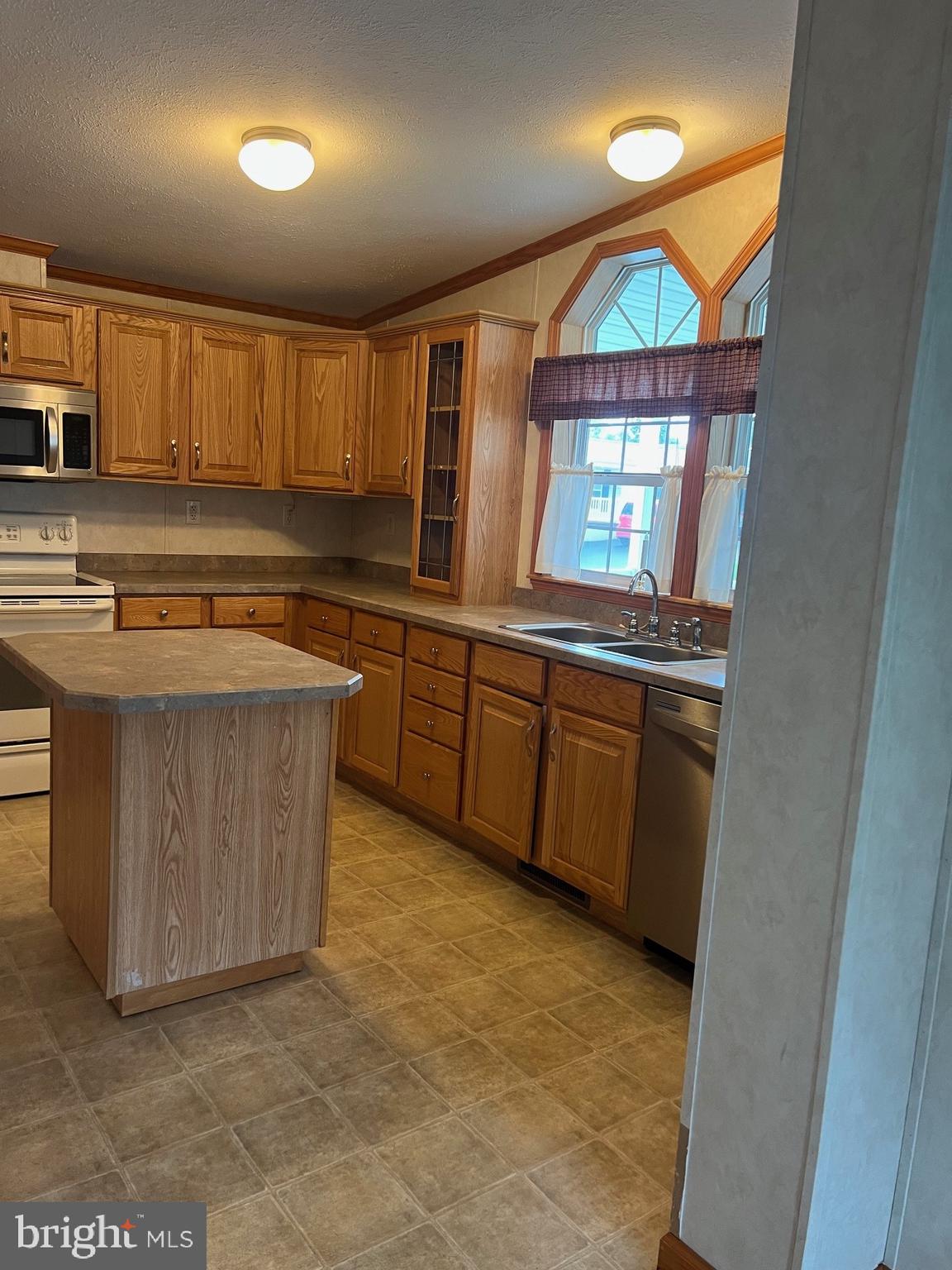 311 Buttonwood