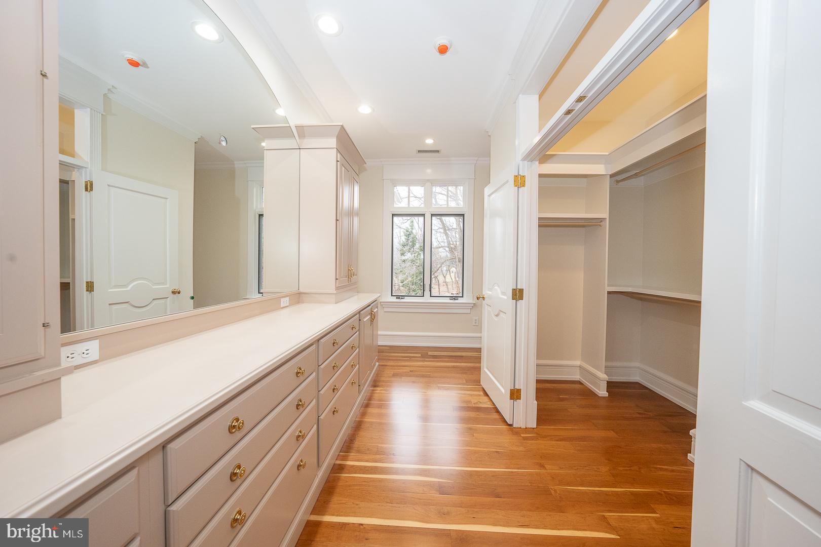 52 Mountain Laurel Ln