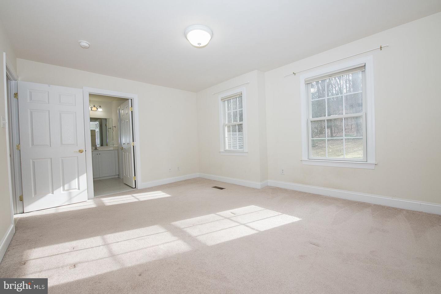 60 Pugh Rd