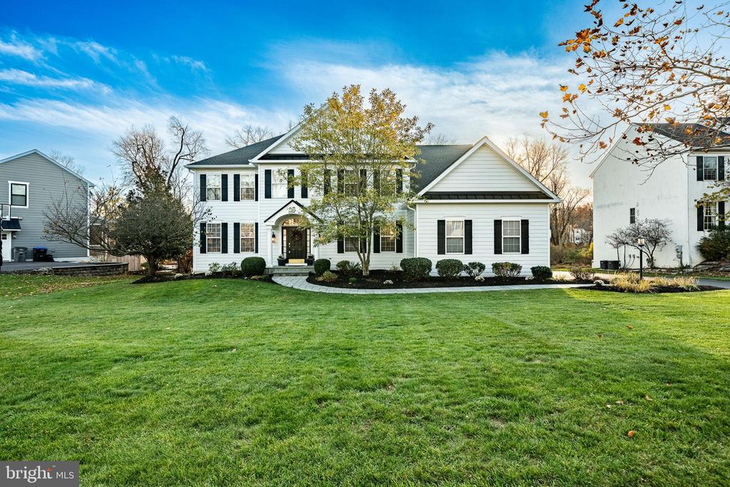 309 CREEK CROSSING LANE