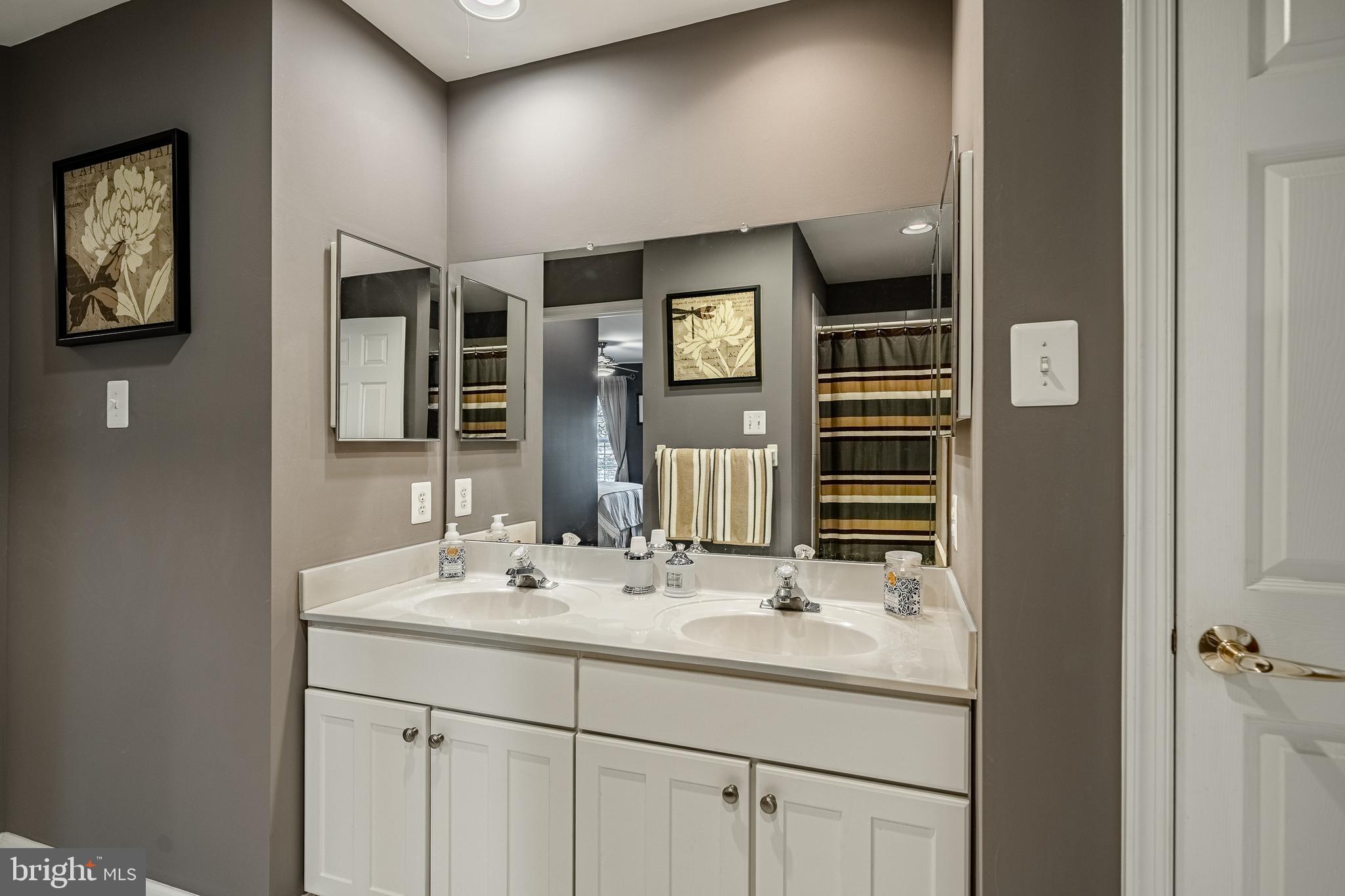 309 CREEK CROSSING LANE