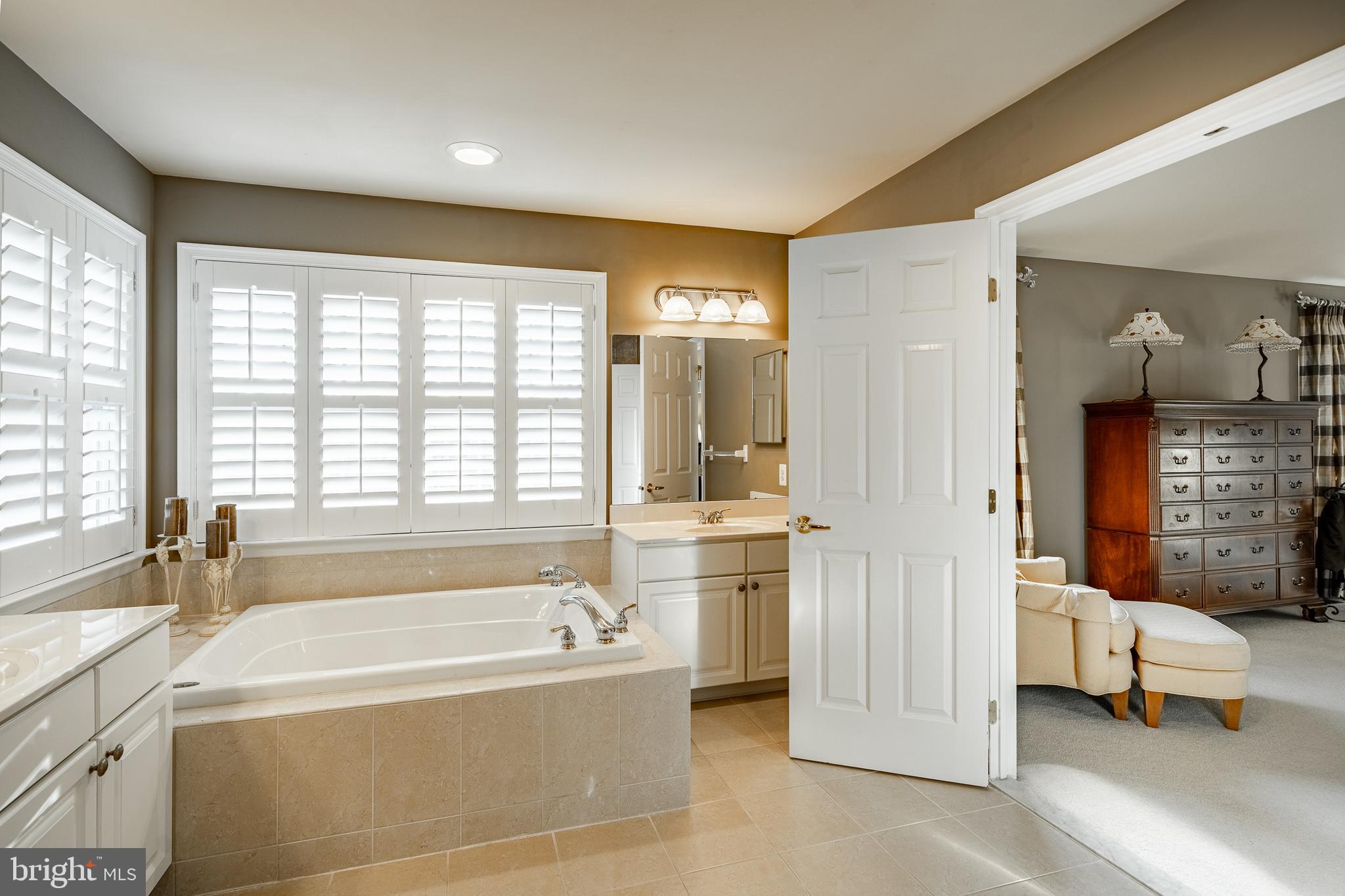 309 CREEK CROSSING LANE