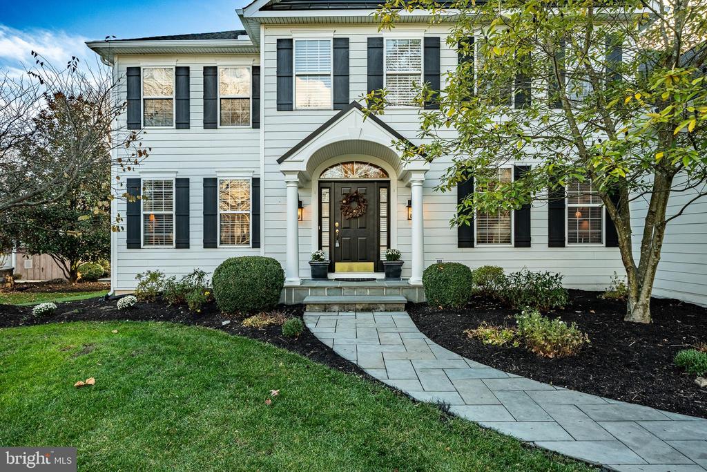 309 CREEK CROSSING LANE