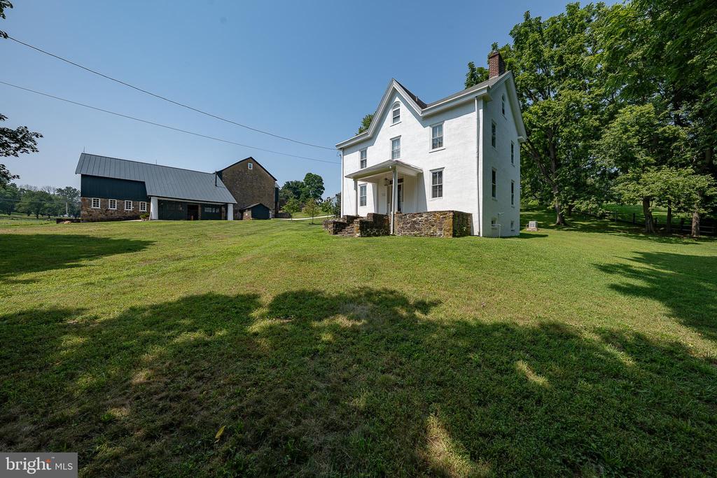 864 GRUBBS MILL ROAD