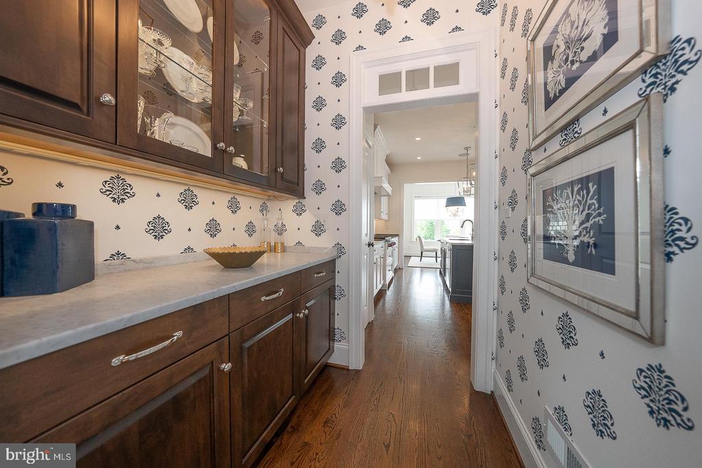 153 CHAPEL HILL CIRCLE