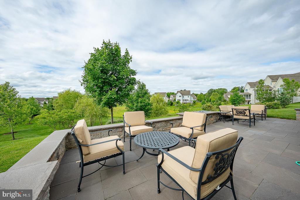 153 CHAPEL HILL CIRCLE