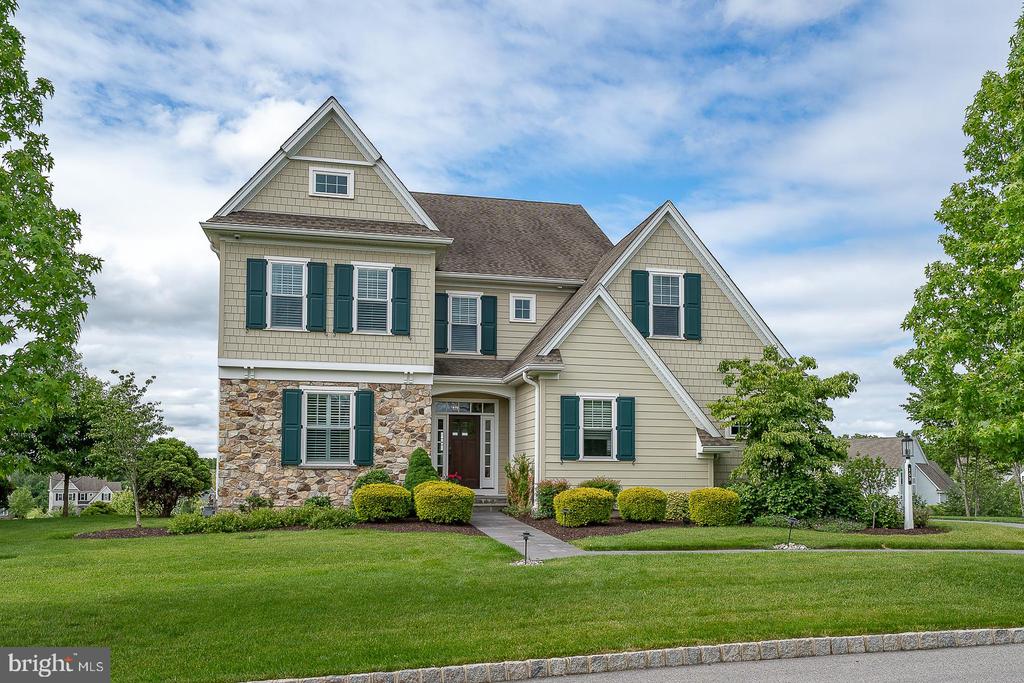 153 CHAPEL HILL CIRCLE