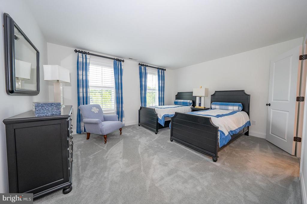 153 CHAPEL HILL CIRCLE
