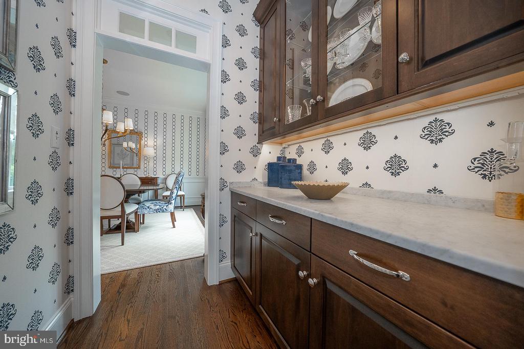 153 CHAPEL HILL CIRCLE