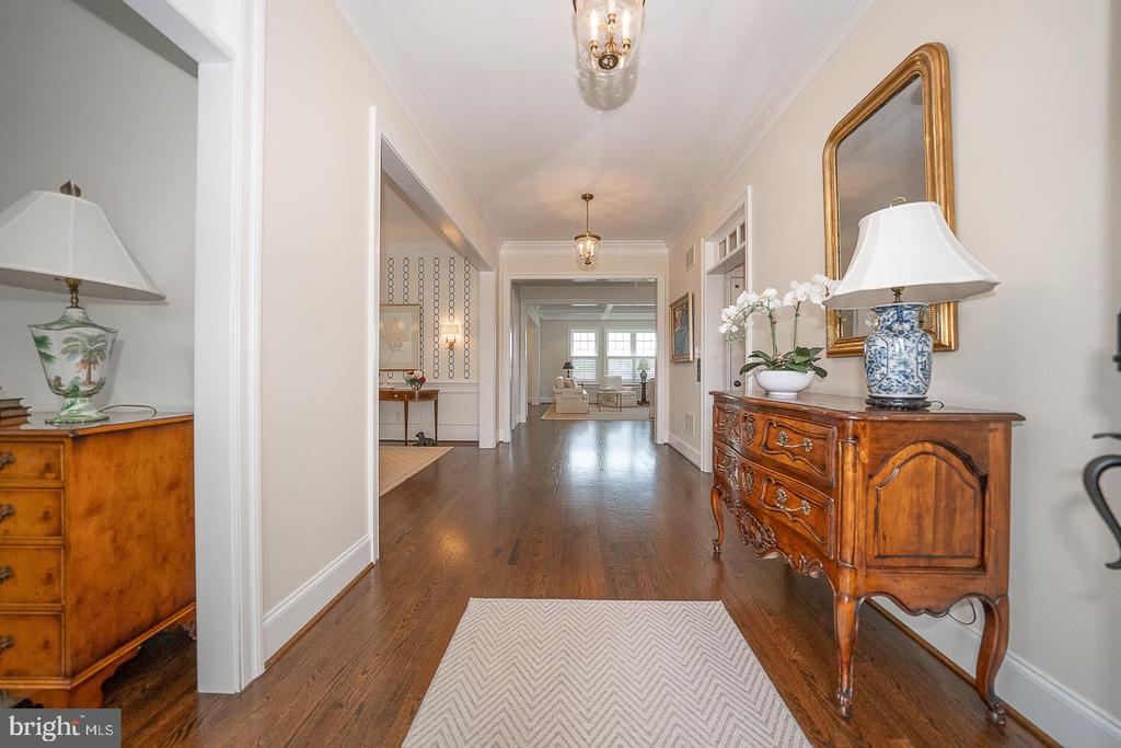 153 CHAPEL HILL CIRCLE