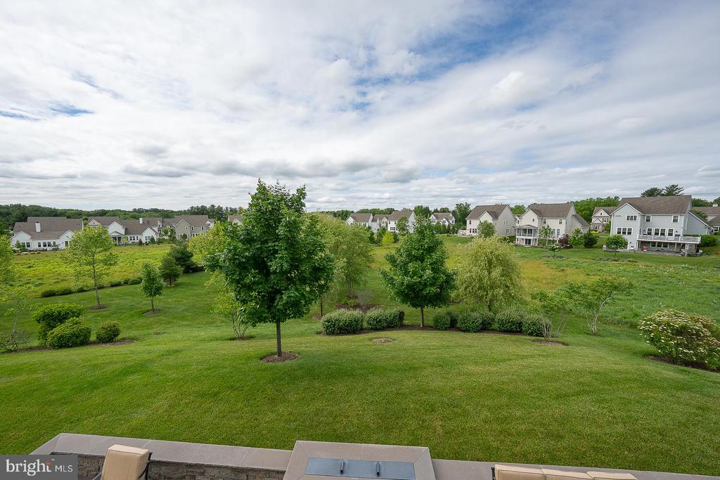 153 CHAPEL HILL CIRCLE