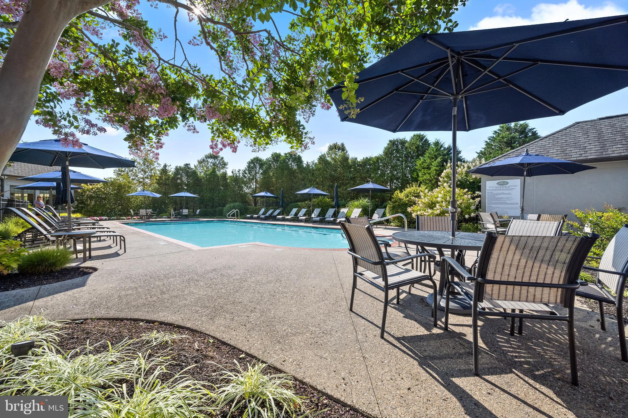 3304 Parkview DRIVE