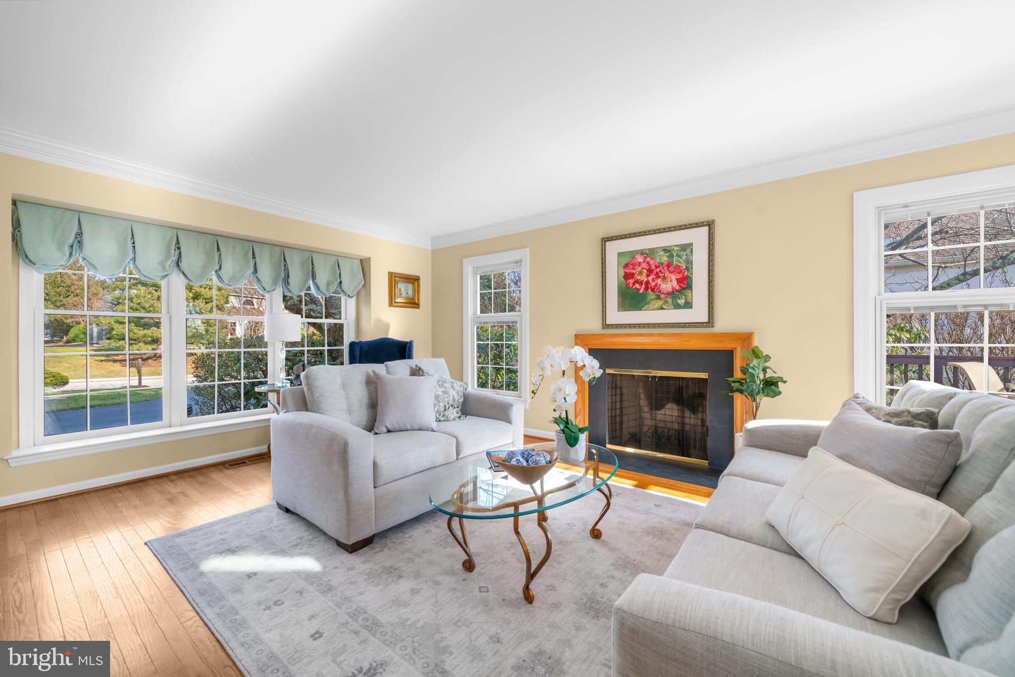 433 Inveraray Rd