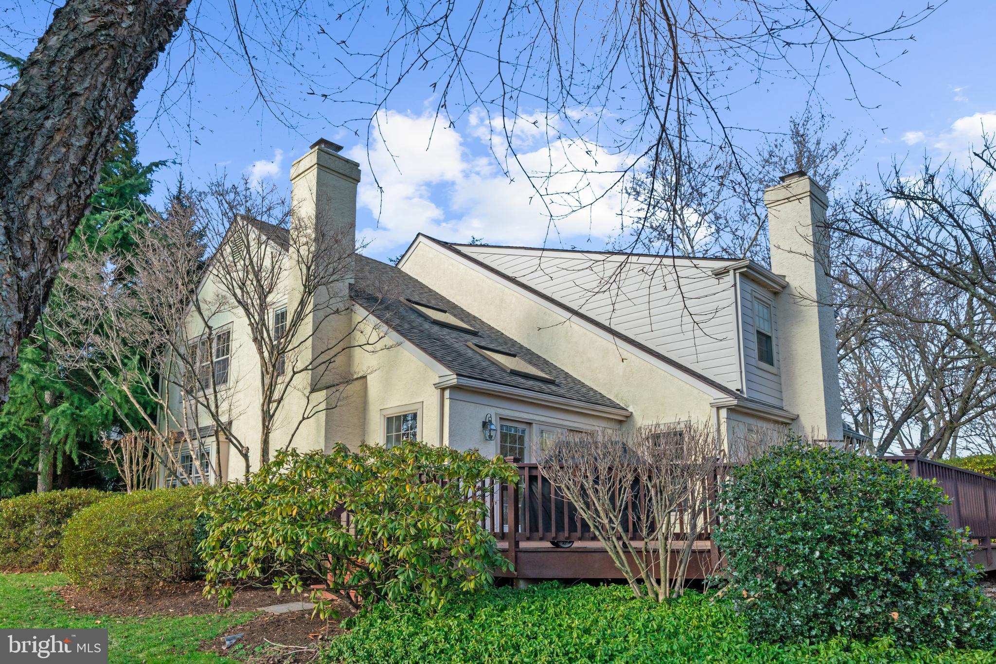 433 Inveraray Rd
