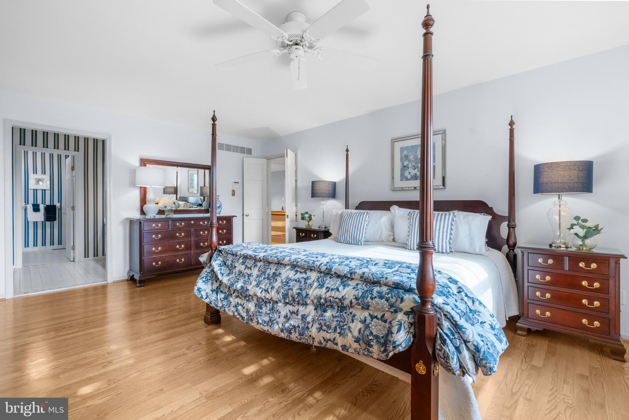 433 Inveraray Rd