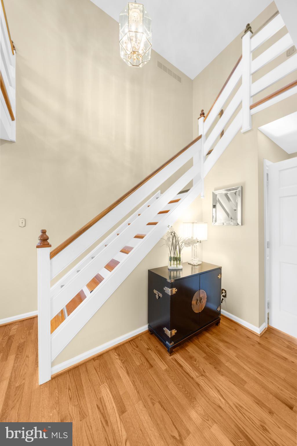 433 Inveraray Rd