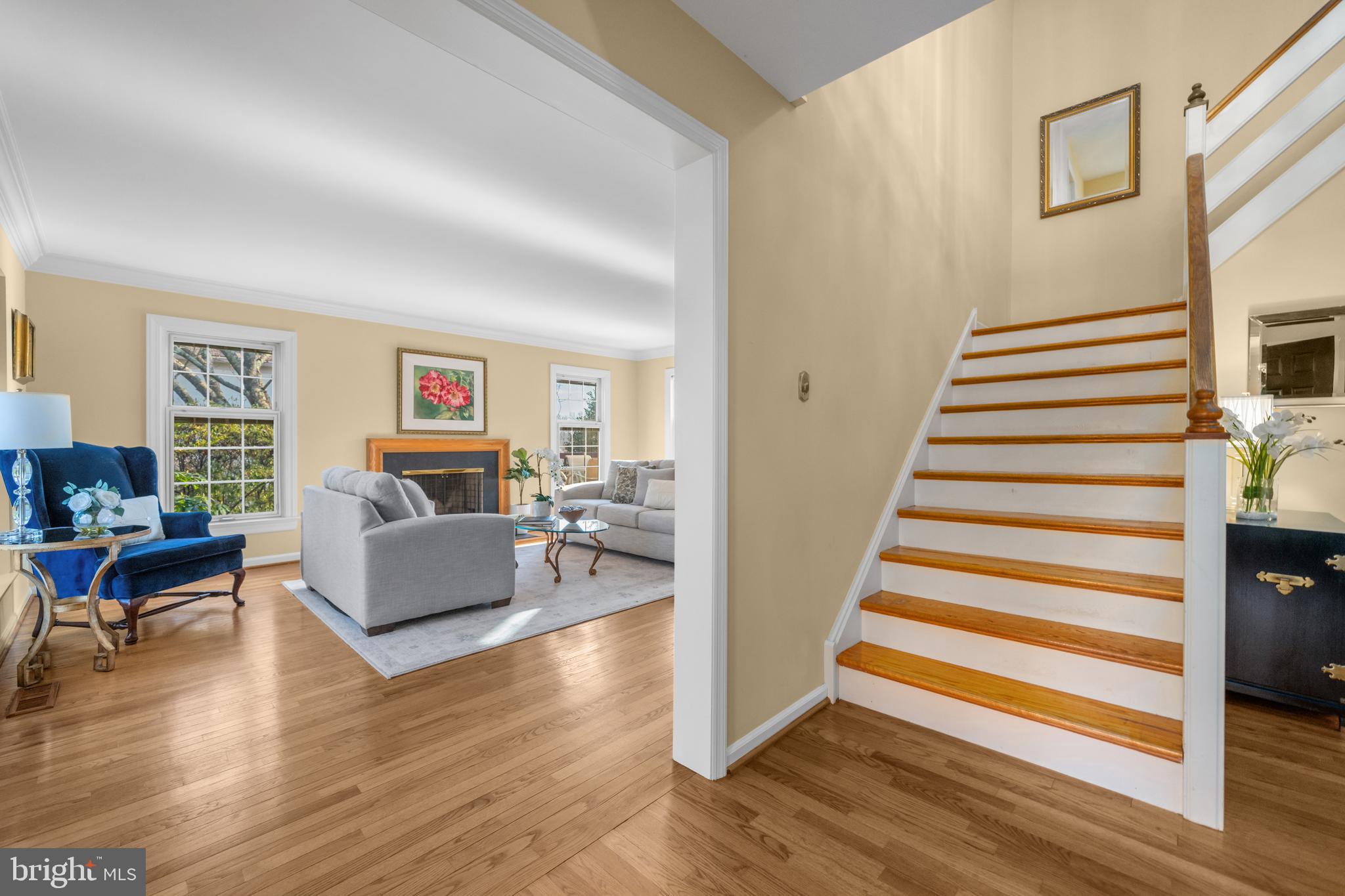 433 Inveraray Rd