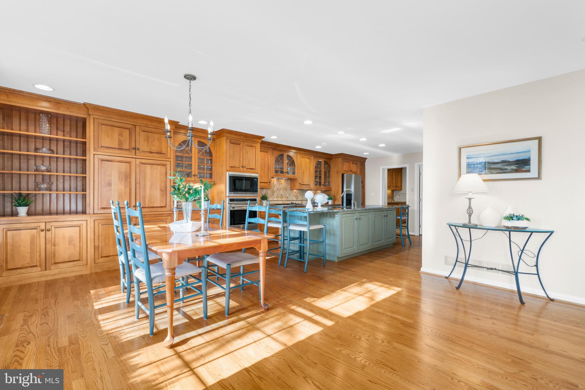 433 Inveraray Rd