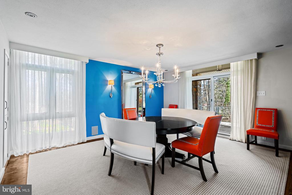 315 Edgehill Road