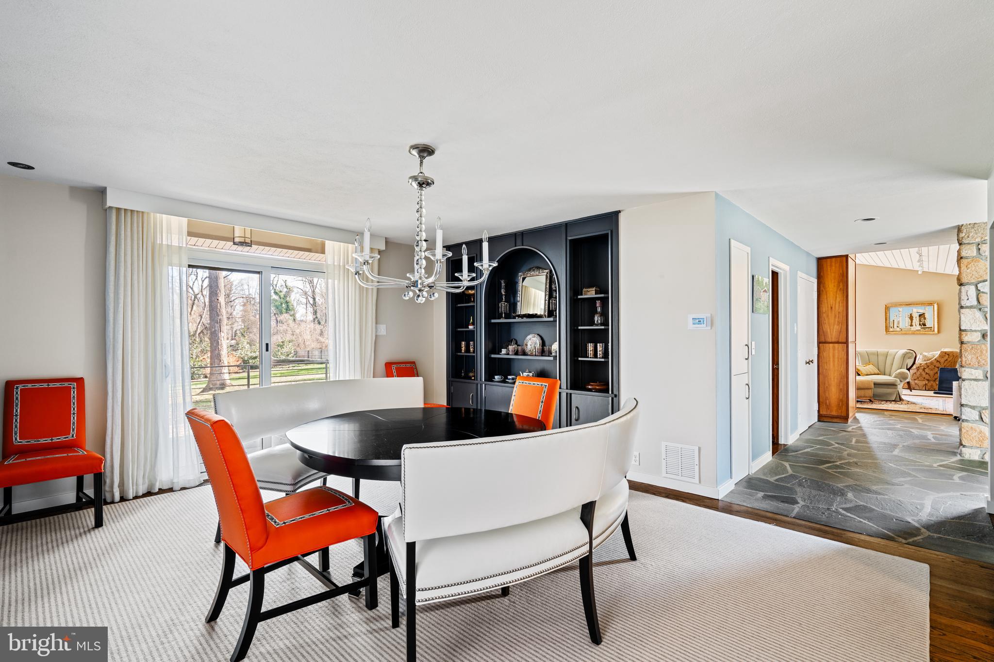 315 Edgehill Road