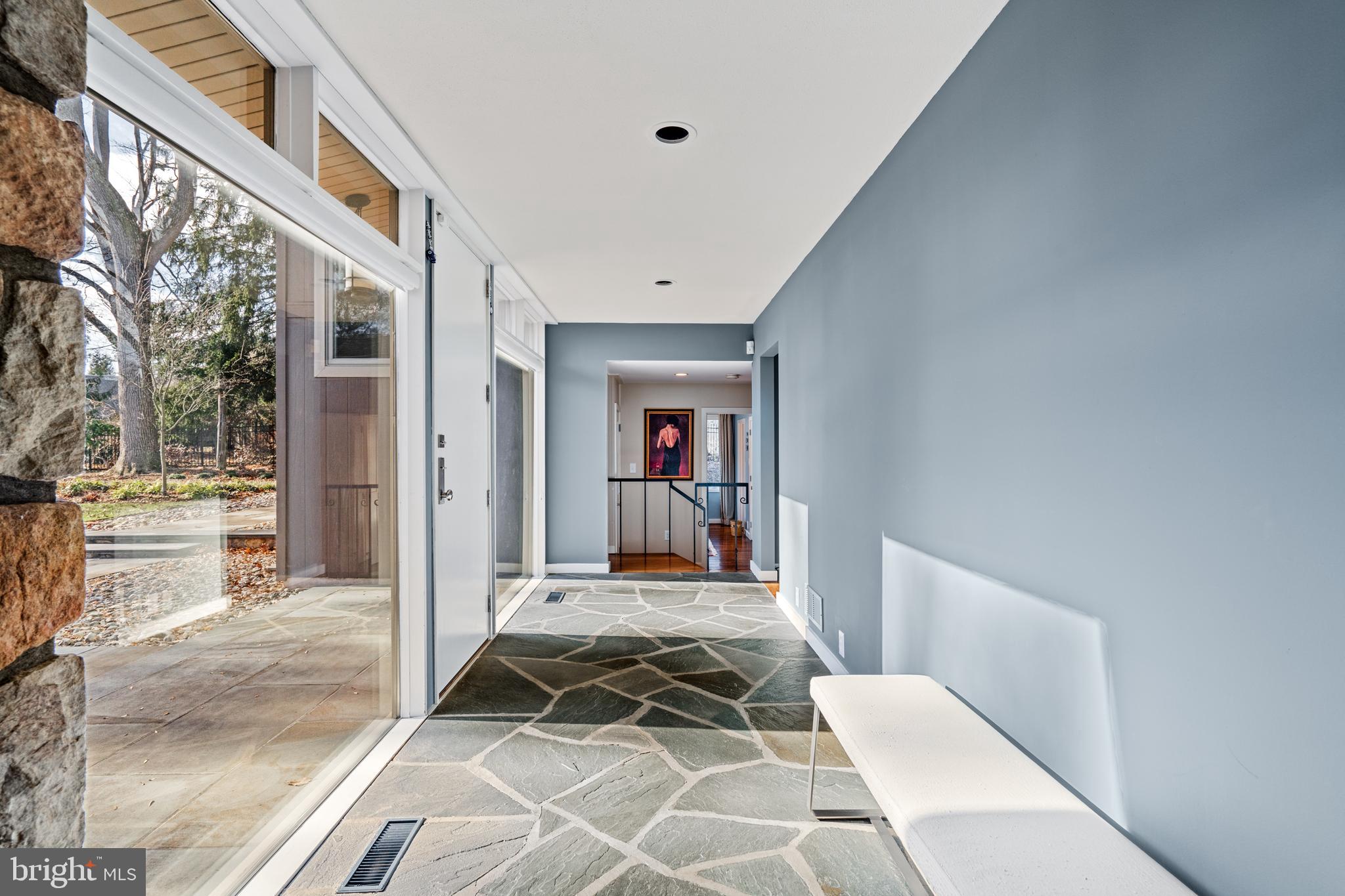 315 Edgehill Road