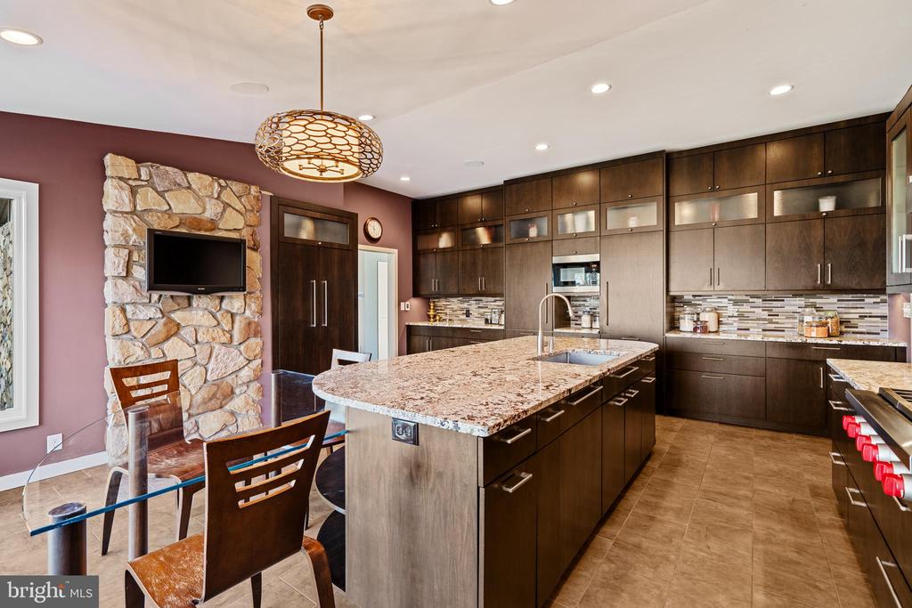 315 Edgehill Road
