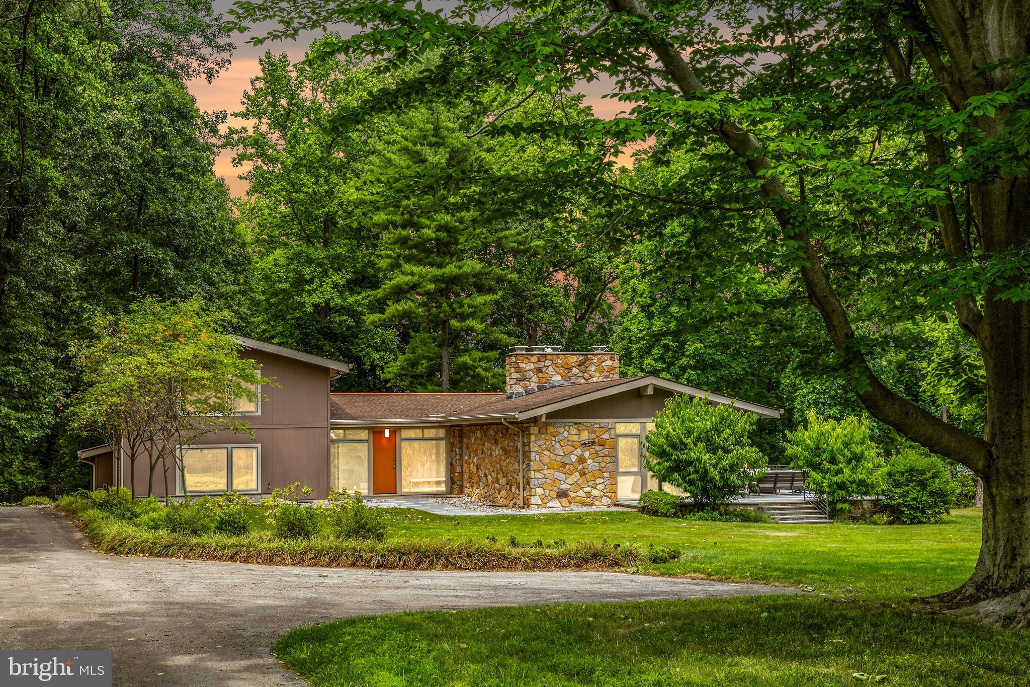 315 Edgehill Road