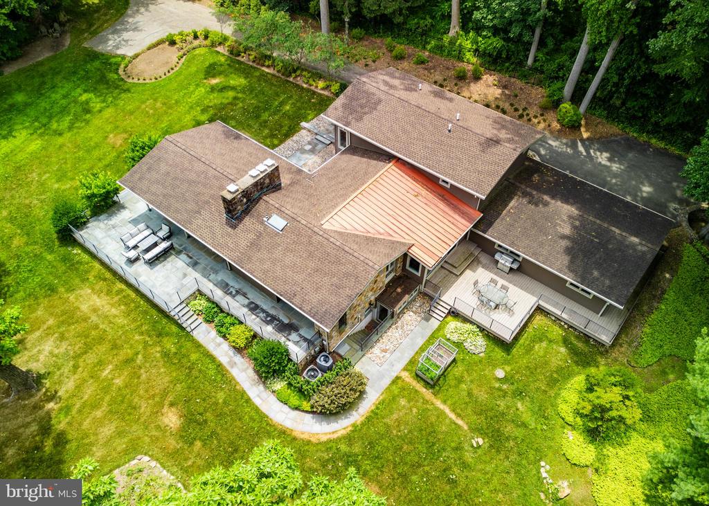 315 Edgehill Road
