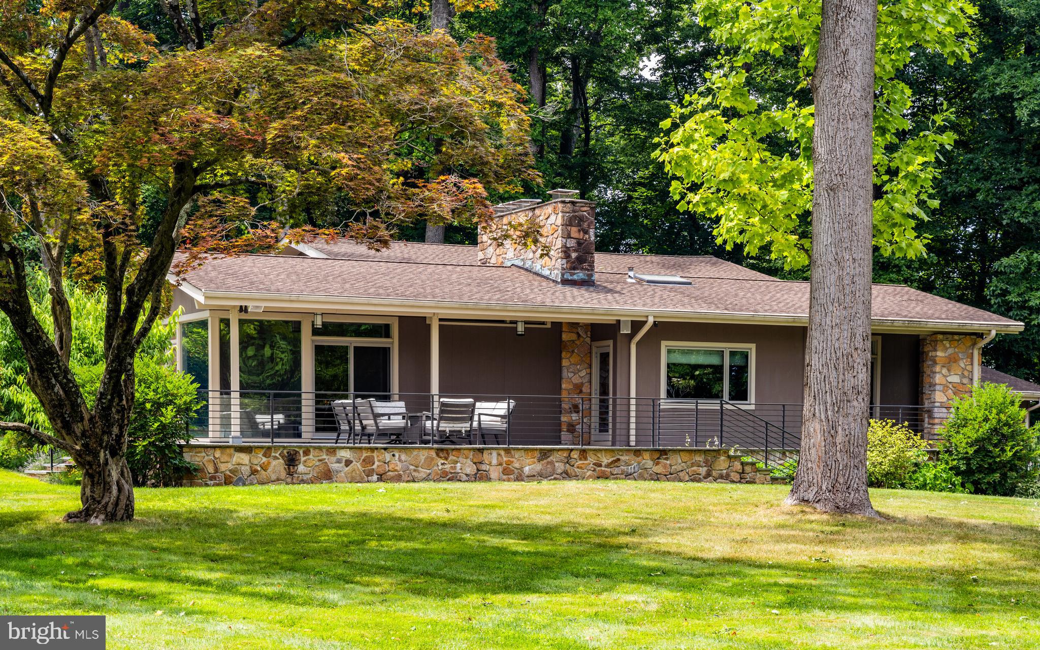 315 Edgehill Road