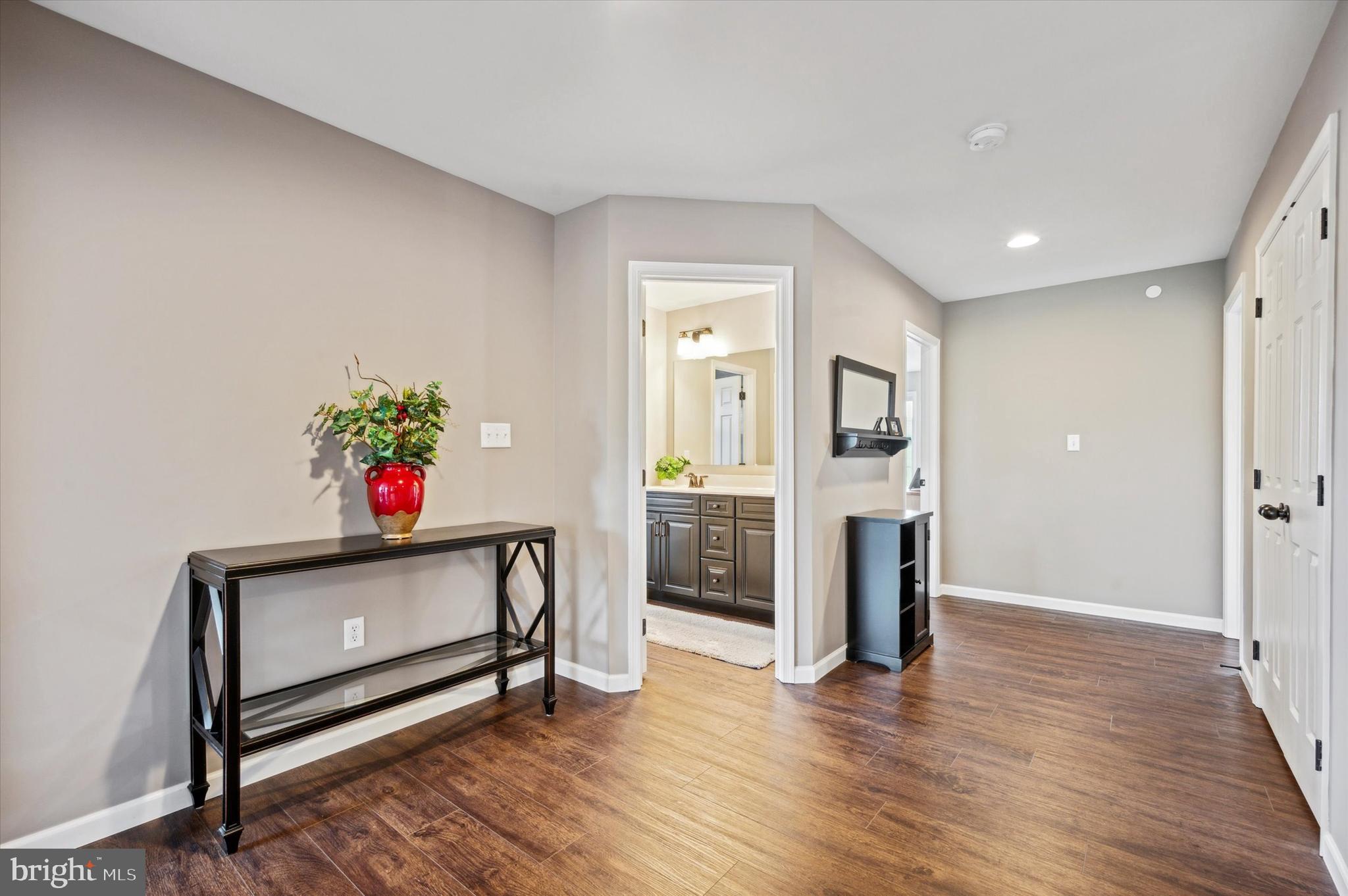 108 Parkview Way